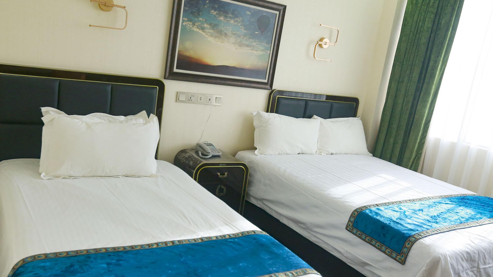 Star Sands Hotel Garapan Bagian luar foto
