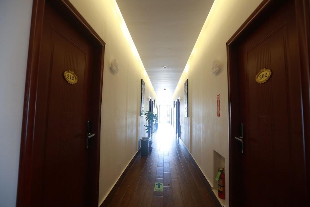 Star Sands Hotel Garapan Bagian luar foto