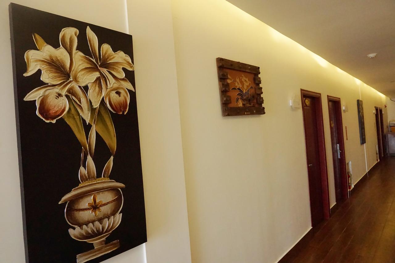 Star Sands Hotel Garapan Bagian luar foto
