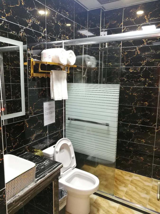 Star Sands Hotel Garapan Bagian luar foto